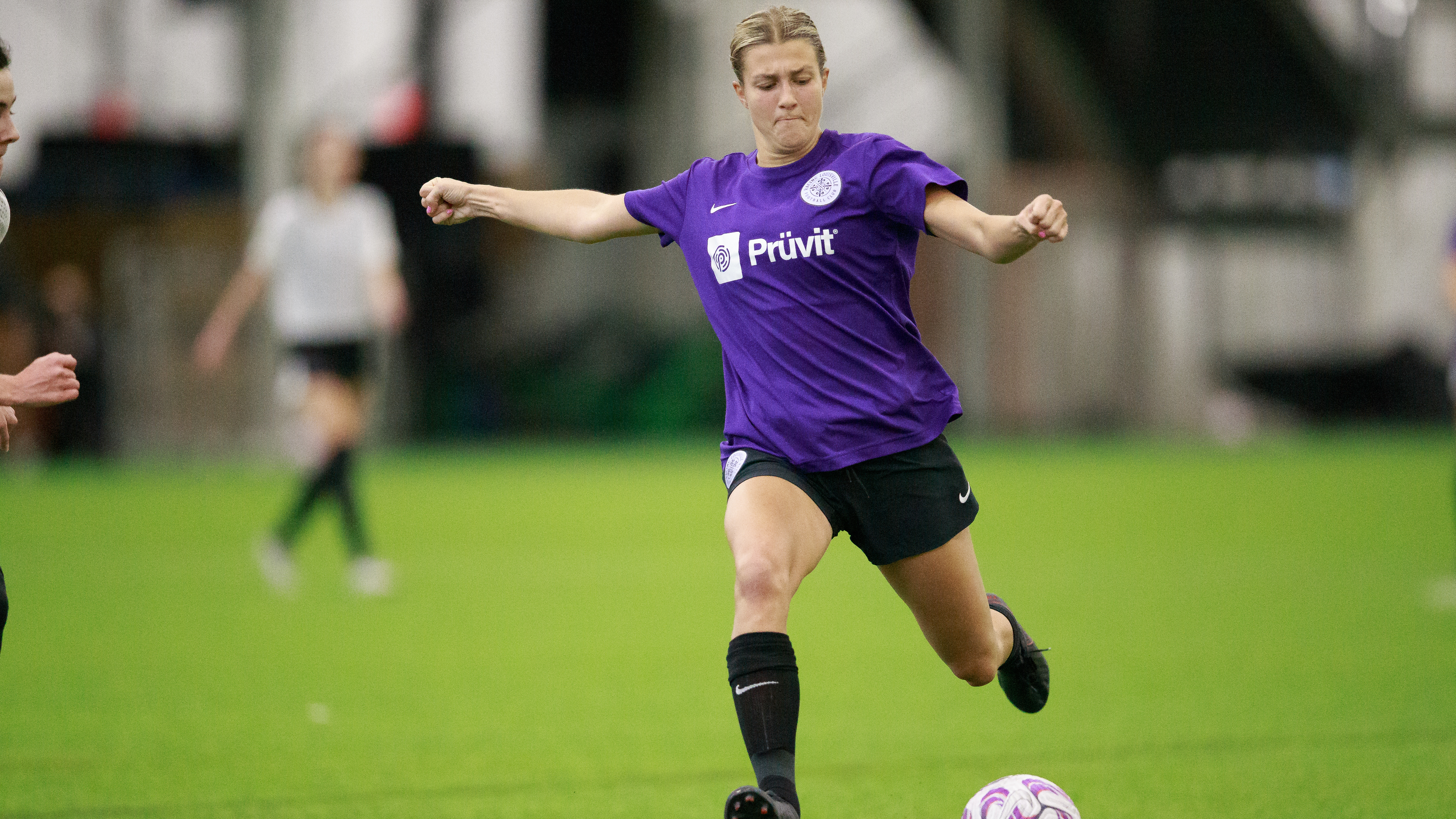 Racing signs 2023 NWSL Draft pick Fischer to first pro deal - Racing  Louisville FC