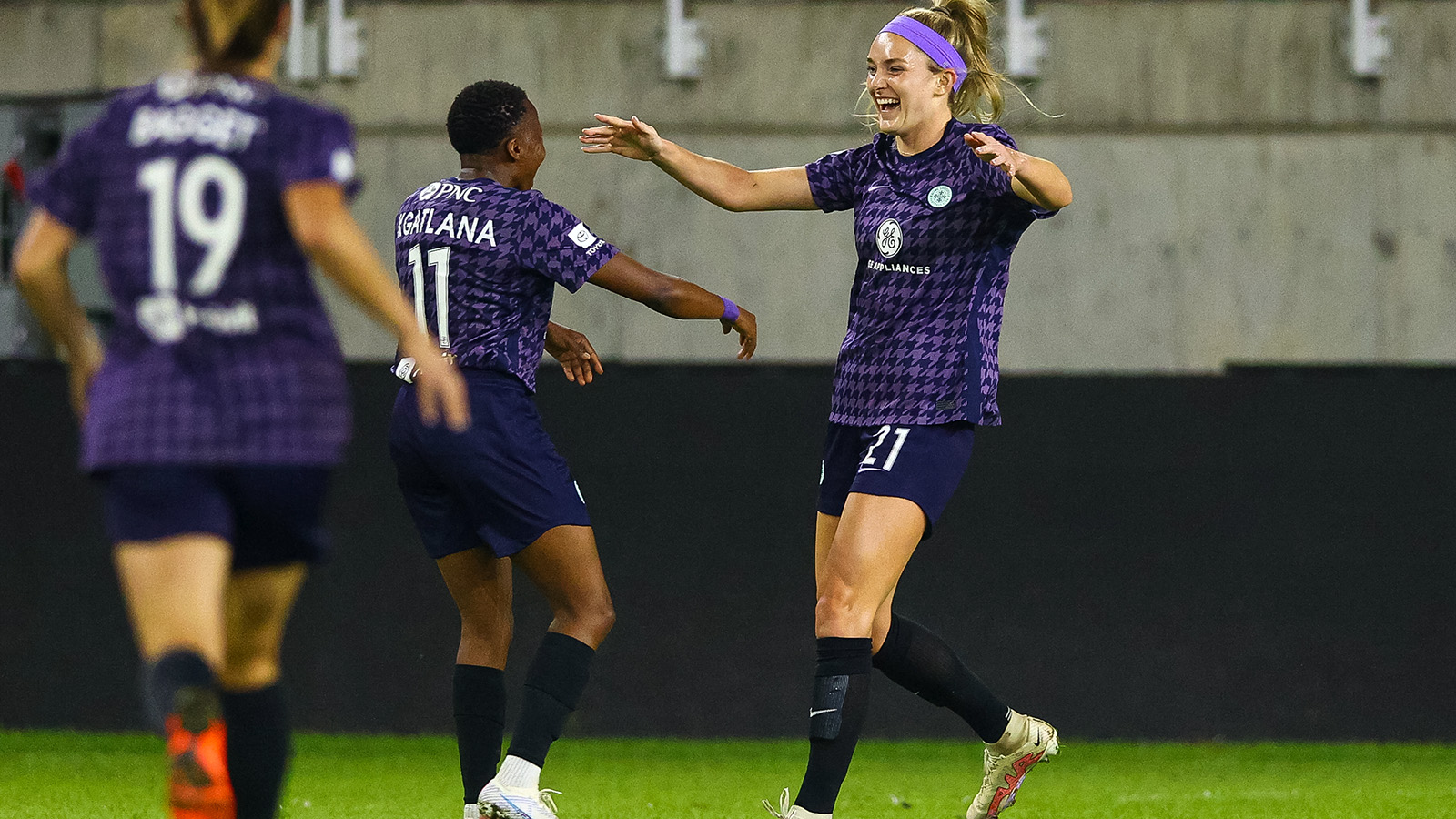 Watch: Racing's Parker Goins scores her first pro goal - Racing ...